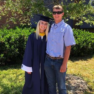 Meet your Posher, Robin